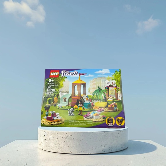 LEGO Friends Pet Playground 41698 Building Kit 210 Pieces, 2022 New Sealed - Picture 1 of 14